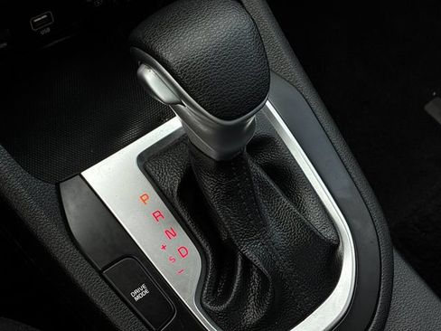 Used 2024 Kia Forte LXS w/ LXS Technology Package FWD image 20