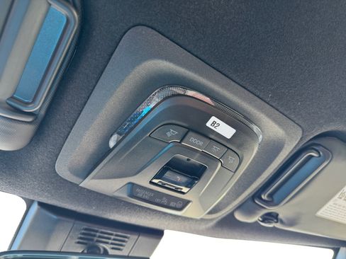 New 2026 Toyota Corolla SE image 19