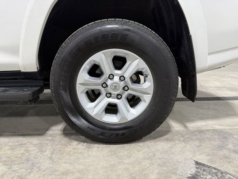 Used 2020 Toyota 4Runner SR5 image 39