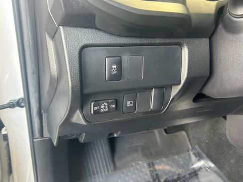 Used 2023 Toyota Tacoma SR image 31