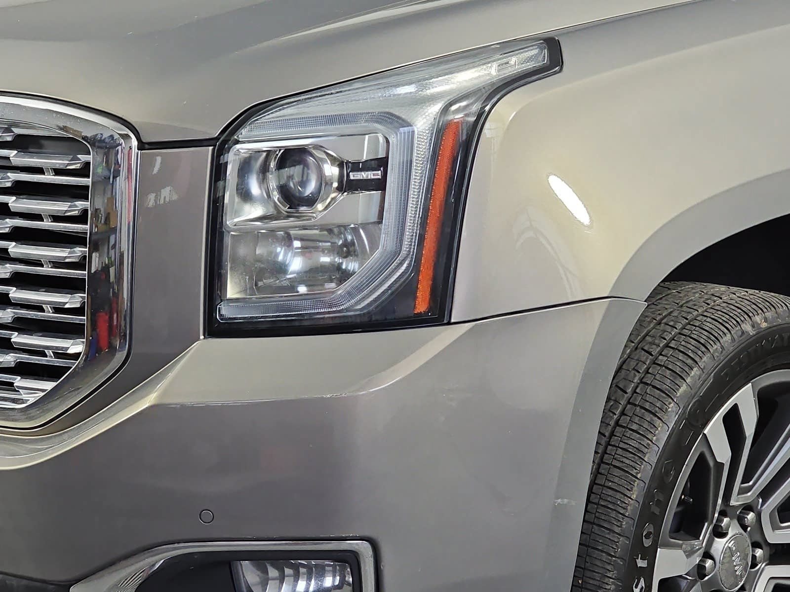 Used 2019 GMC Yukon Denali w/ Denali Ultimate Package AWD/4WD image 27