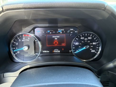 Used 2022 Ford F450 Platinum w/ FX4 Off-Road Package image 32