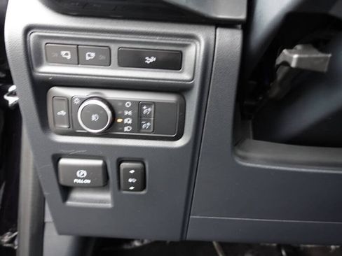 Used 2022 Ford F150 XLT w/ Equipment Group 302A High AWD/4WD image 59