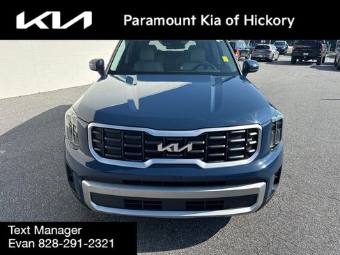 Used 2024 Kia Telluride S FWD image 2
