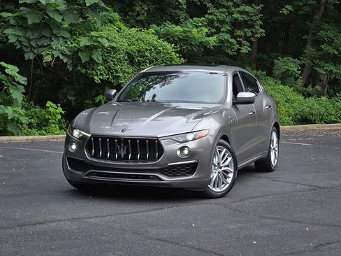 Used 2022 Maserati Levante GT image 1