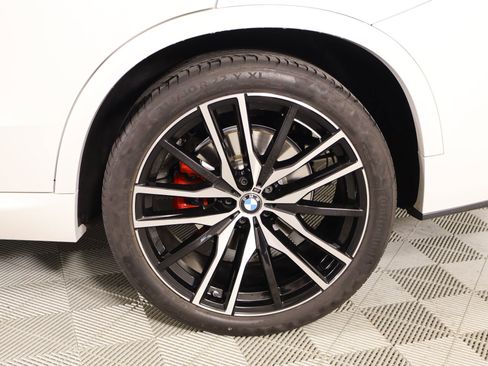 Used 2023 BMW X5 xDrive40i w/ M Sport Package image 20