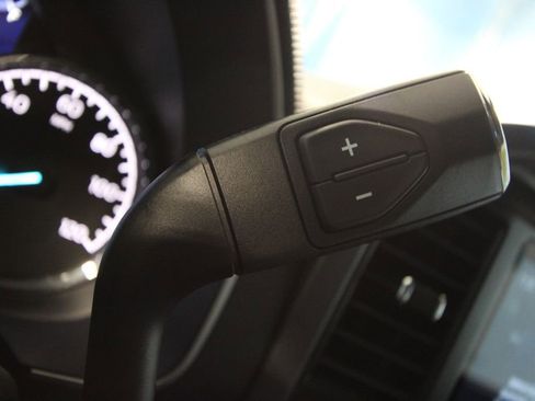 Used 2022 Ford F150 XLT w/ Equipment Group 302A High image 13