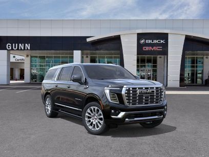 New 2026 GMC Yukon XL Denali w/ Sun & Power Step Package