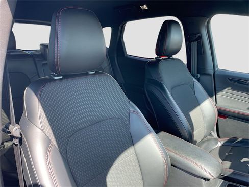 Used 2024 Ford Escape ST-Line w/ Tech Pack #1 image 23