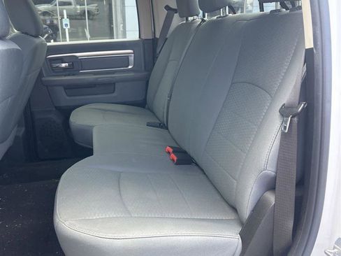Used 2019 RAM 1500 Classic SLT AWD/4WD image 7