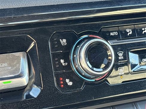 Used 2024 GMC Sierra 1500 AT4 w/ Technology Package image 21