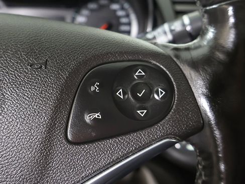 Used 2018 Chevrolet Impala LT image 40