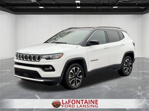 Used 2023 Jeep Compass Limited image 1
