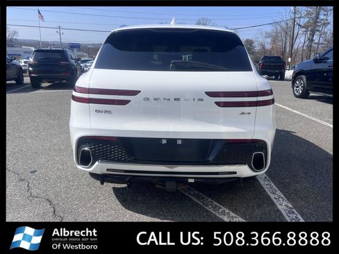 Used 2022 Genesis GV70 2.5T w/ Select Package image 4