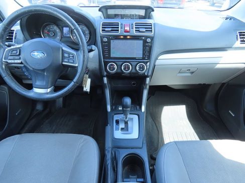 Used 2016 Subaru Forester 2.5i Limited AWD/4WD image 7