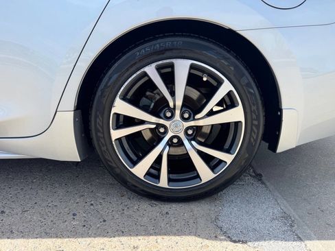 Used 2017 Nissan Maxima 3.5 SV FWD image 9