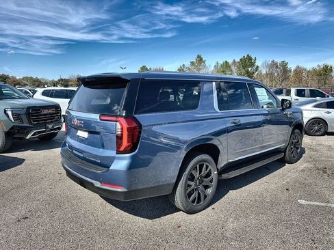 New 2026 GMC Yukon XL Elevation w/ LPO, Floor Liner Package image 11
