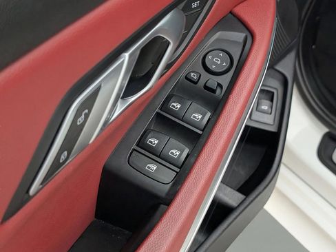 Used 2022 BMW 330i Sedan w/ Driving Assistance Package image 15