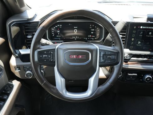 Used 2026 GMC Sierra 1500 SLT AWD/4WD image 6