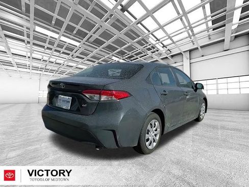 Used 2024 Toyota Corolla LE image 3