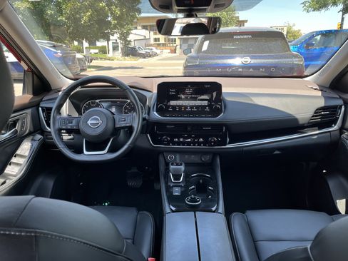 Used 2022 Nissan Rogue SL w/ SL Premium Package image 26