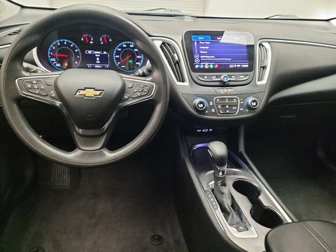 Used 2023 Chevrolet Malibu LT FWD image 22