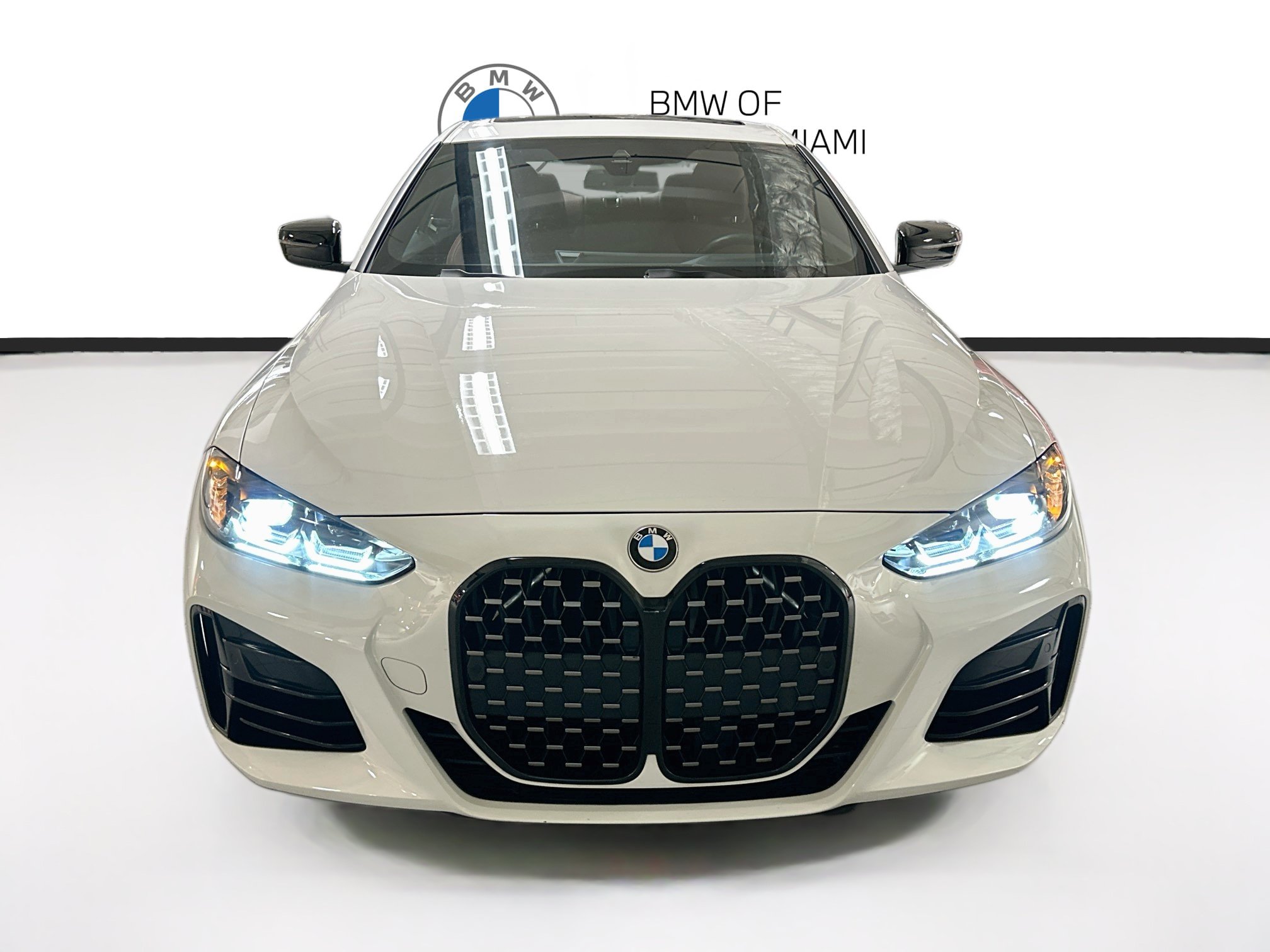 Used 2024 BMW M440i Coupe w/ Premium Package RWD image 2