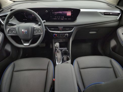 Used 2025 Buick Encore GX Sport Touring w/ Comfort Package image 10