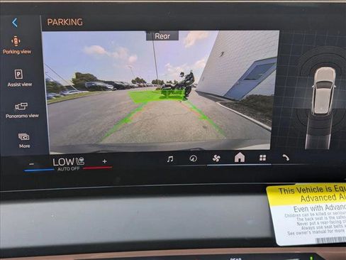 Used 2025 BMW X3 xDrive30i w/ Convenience Package image 12