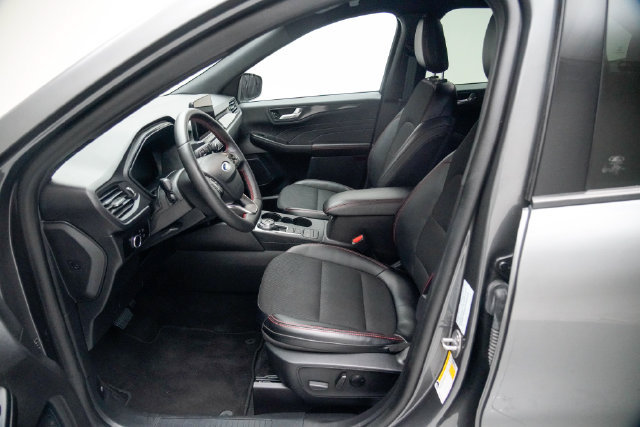 Used 2025 Ford Escape ST-Line FWD image 24