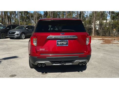 Used 2021 Ford Explorer Platinum w/ Premium Technology Package image 7