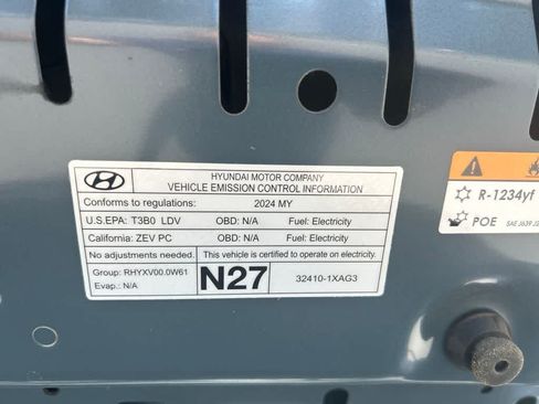 Used 2024 Hyundai Ioniq 5 SEL RWD image 8