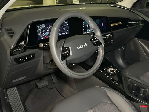 New 2026 Kia Niro Wind FWD image 20