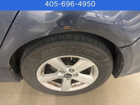 Used 2015 Kia Optima LX image 4