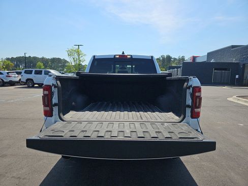 Used 2019 RAM 1500 Laramie RWD image 14