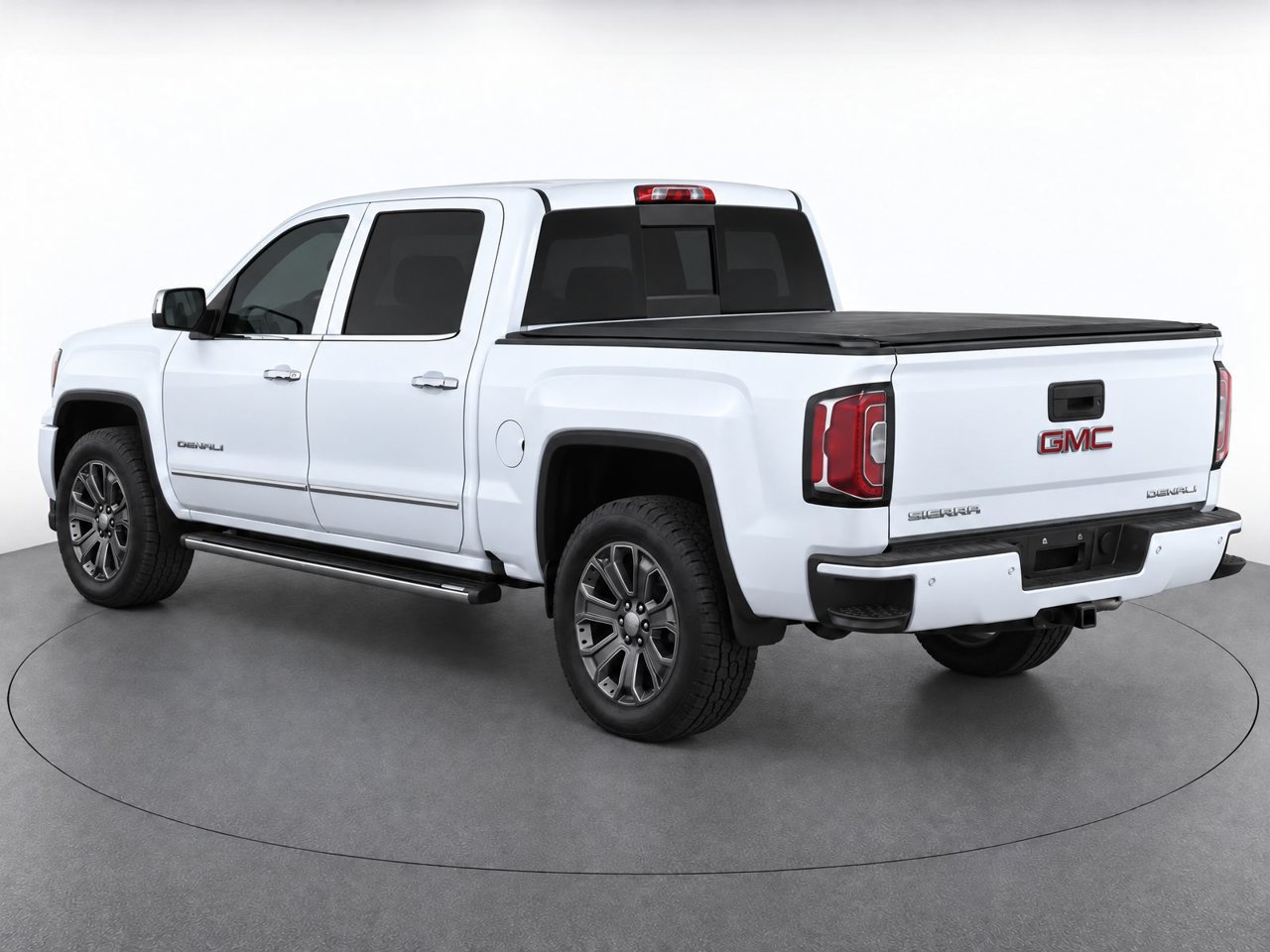 Used 2016 GMC Sierra 1500 Denali AWD/4WD image 3