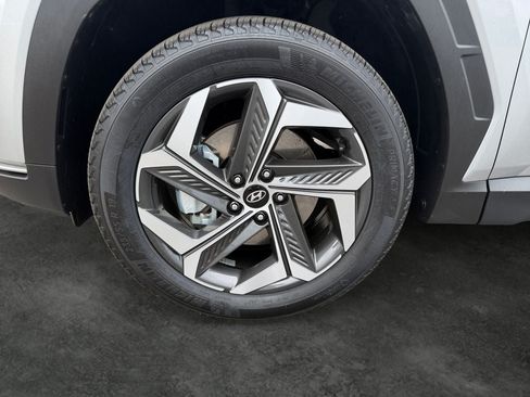 Used 2024 Hyundai Tucson SEL w/ Convenience Package AWD/4WD image 4