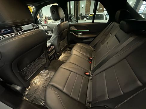 Used 2021 Mercedes-Benz GLE 350 4MATIC w/ Premium Package image 18