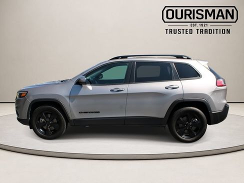 Used 2020 Jeep Cherokee Latitude Plus AWD/4WD image 6
