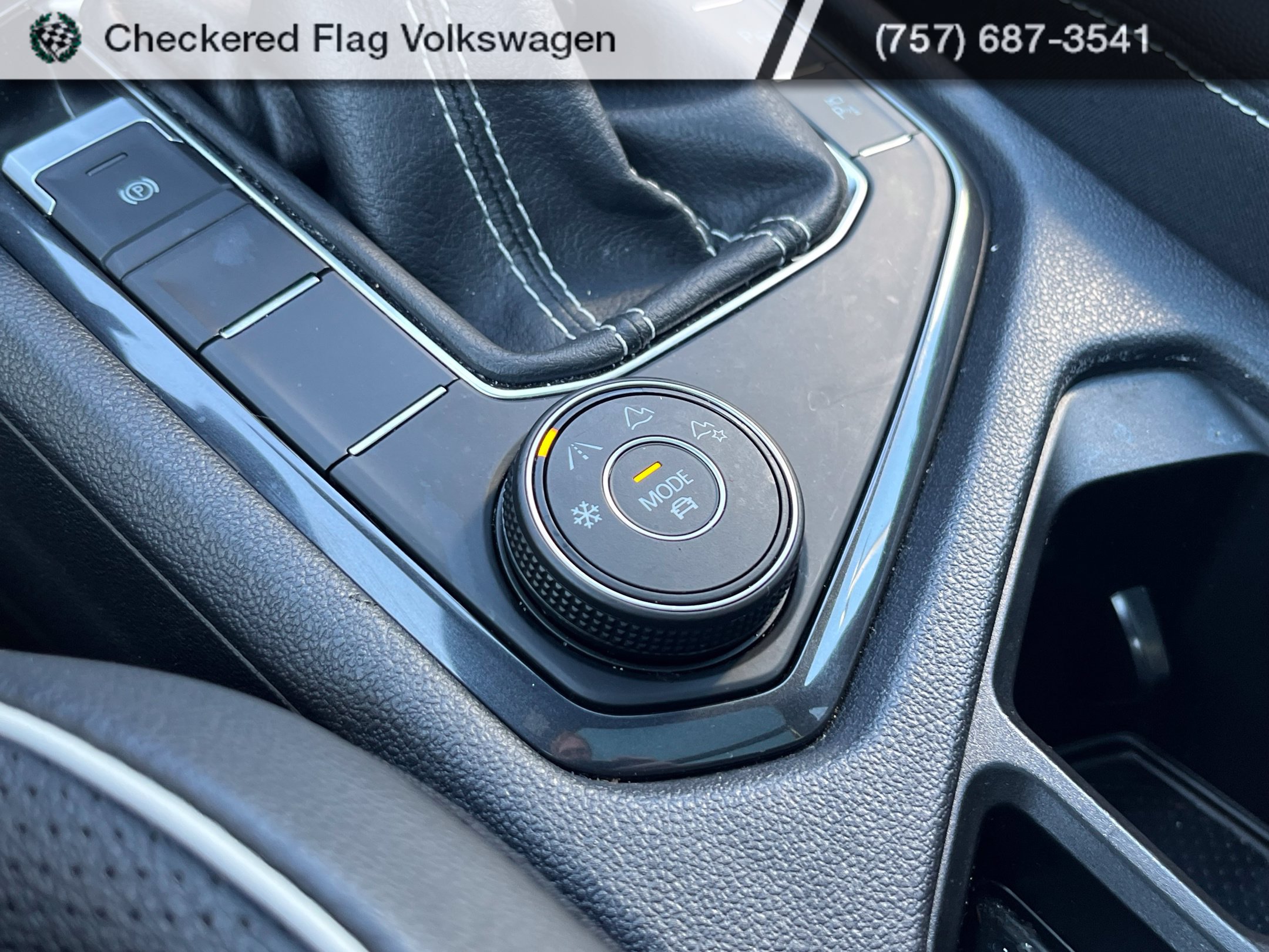 Used 2024 Volkswagen Tiguan SEL R-Line AWD/4WD image 48