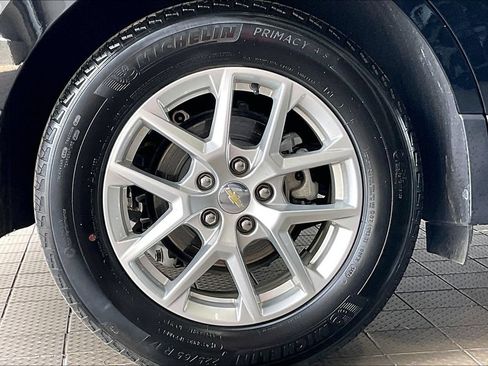 Used 2024 Chevrolet Equinox LT FWD image 35