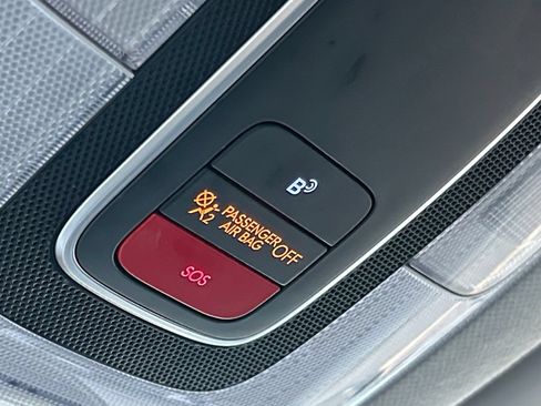 Used 2024 Hyundai Kona SE AWD/4WD image 19