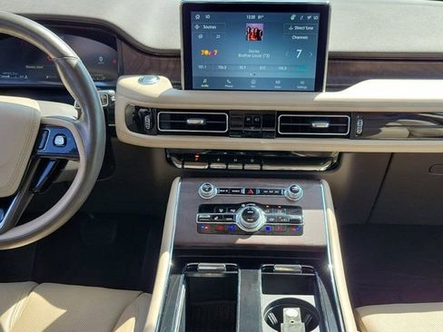 Certified 2023 Lincoln Aviator Reserve w/ Equipment Group 201A image 20