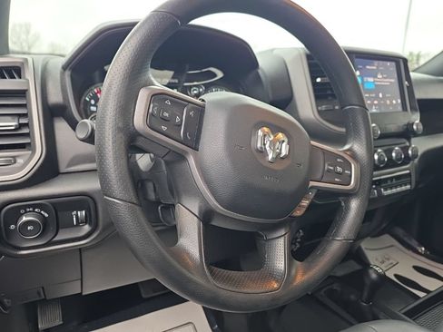 Used 2024 RAM 3500 Tradesman w/ Chrome Appearance Group AWD/4WD image 7