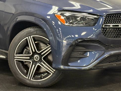 Used 2025 Mercedes-Benz GLE 350 4MATIC image 4