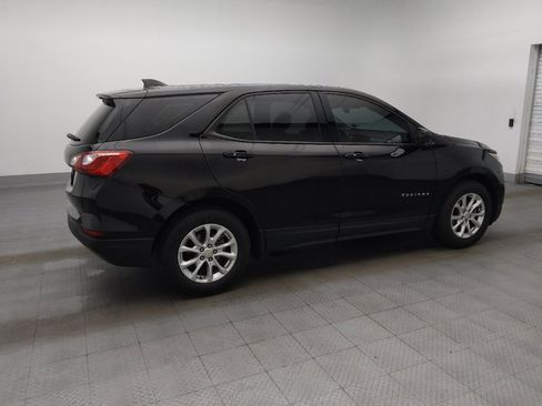 Used 2019 Chevrolet Equinox LS FWD image 10
