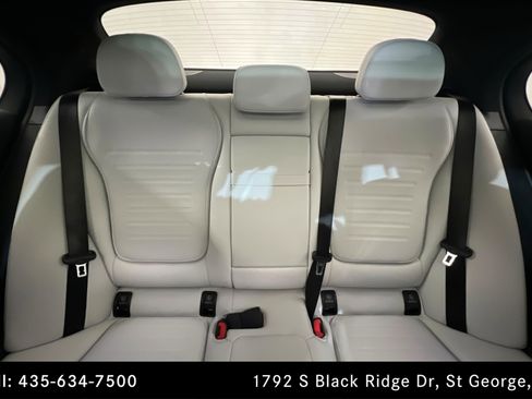 Used 2025 Mercedes-Benz C 300 4MATIC Sedan image 24