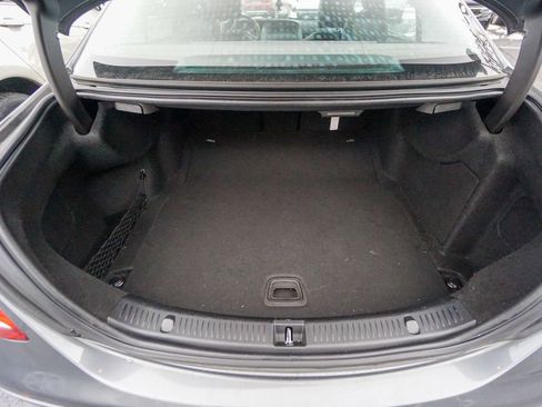 Used 2017 Mercedes-Benz E 300 4MATIC image 31