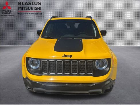 Used 2023 Jeep Renegade Latitude AWD/4WD image 21