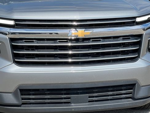 Certified 2026 Chevrolet Traverse LT AWD/4WD image 48